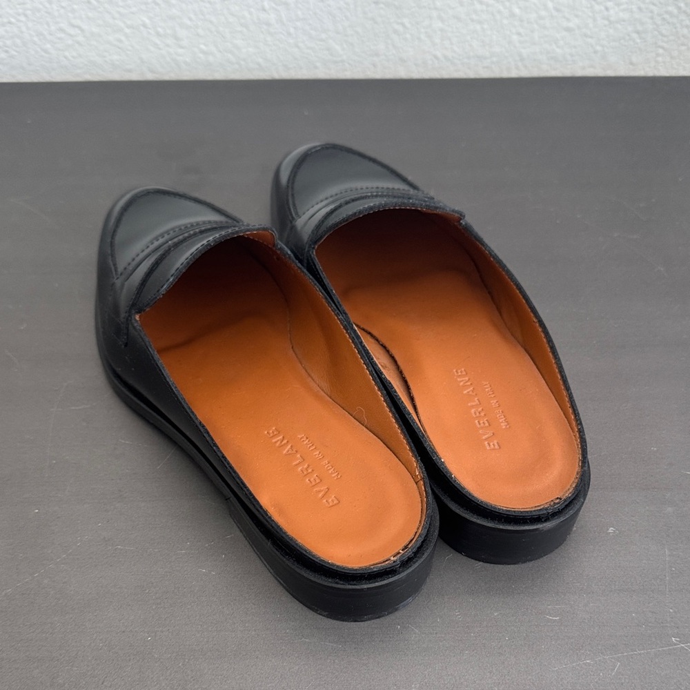 Everlane Women’s Classic Black Slip-On Loafers - Picture 2 of 5